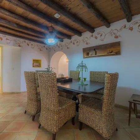 Pensjonat Quinta De Sao Faustino - Turismo Rural Boliqueime